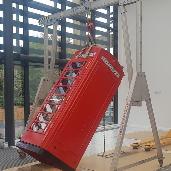 Phone box moving with a crane system
